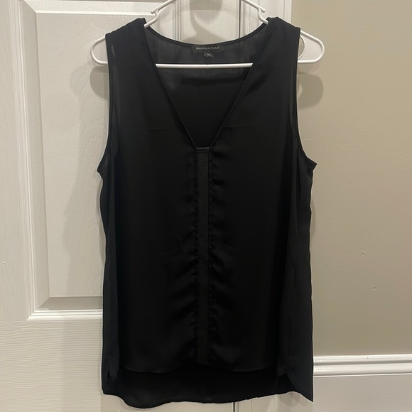 Banana Republic Black Sleeveless - Picture 1 of 4